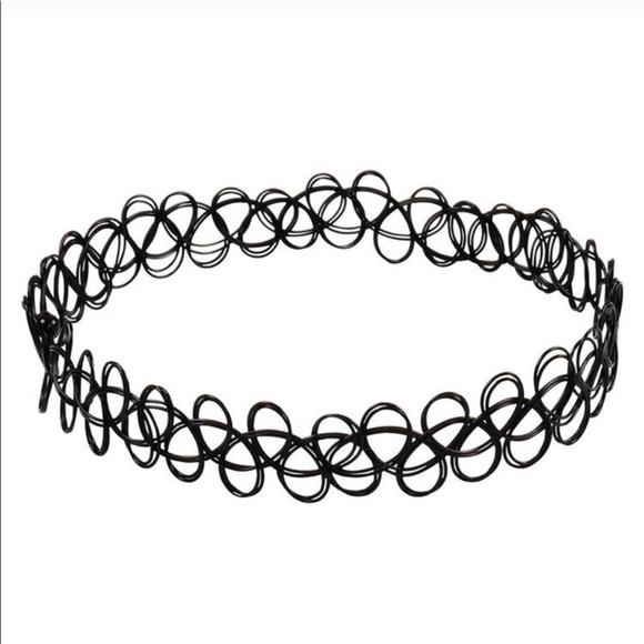 Black Minimalist Tattoo Choker - Picture 3 of 4